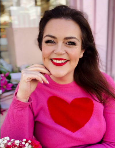 Grace J. - 49 Years old
